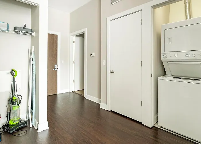 Landing Modern 2Bd Gym Rooftop Lounge
