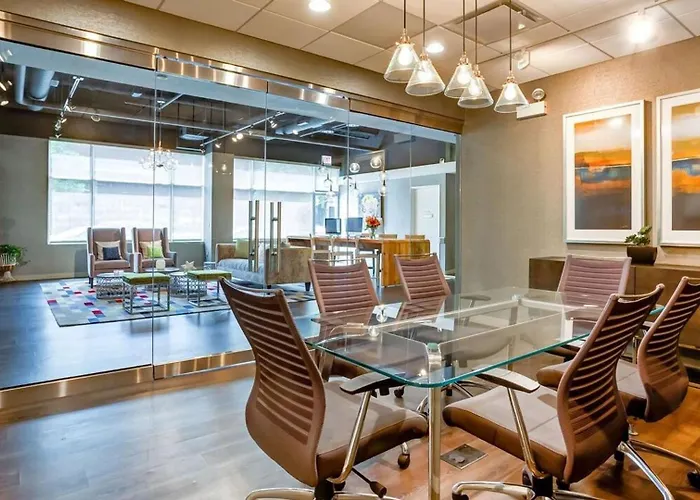 Landing Modern 2Bd Gym Rooftop Lounge